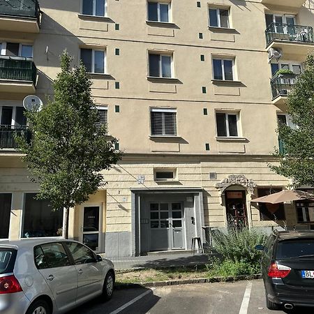 Brand New, Design Apartment Jojo, Oldtown, Balcony Братислава Экстерьер фото