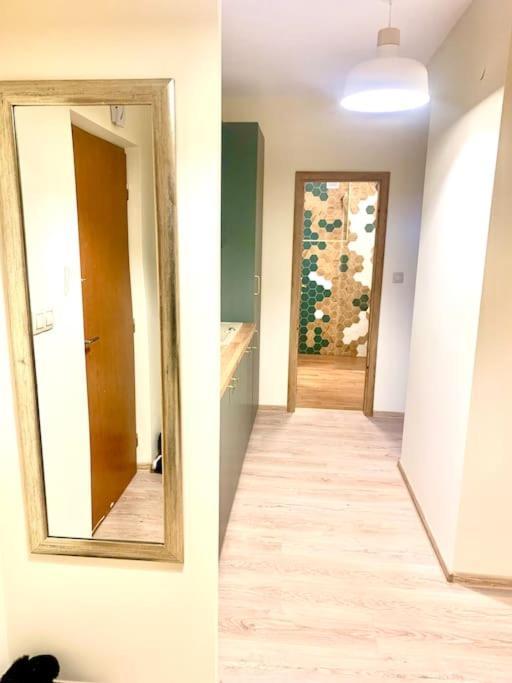 Brand New, Design Apartment Jojo, Oldtown, Balcony Братислава Экстерьер фото