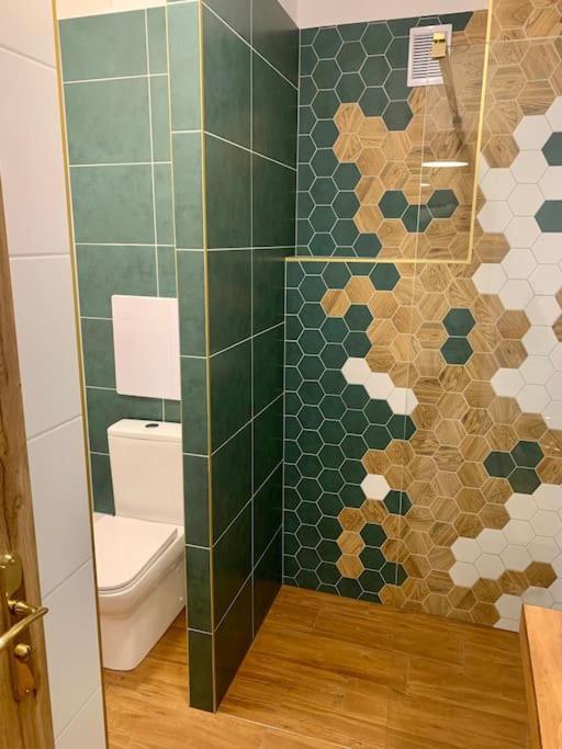 Brand New, Design Apartment Jojo, Oldtown, Balcony Братислава Экстерьер фото