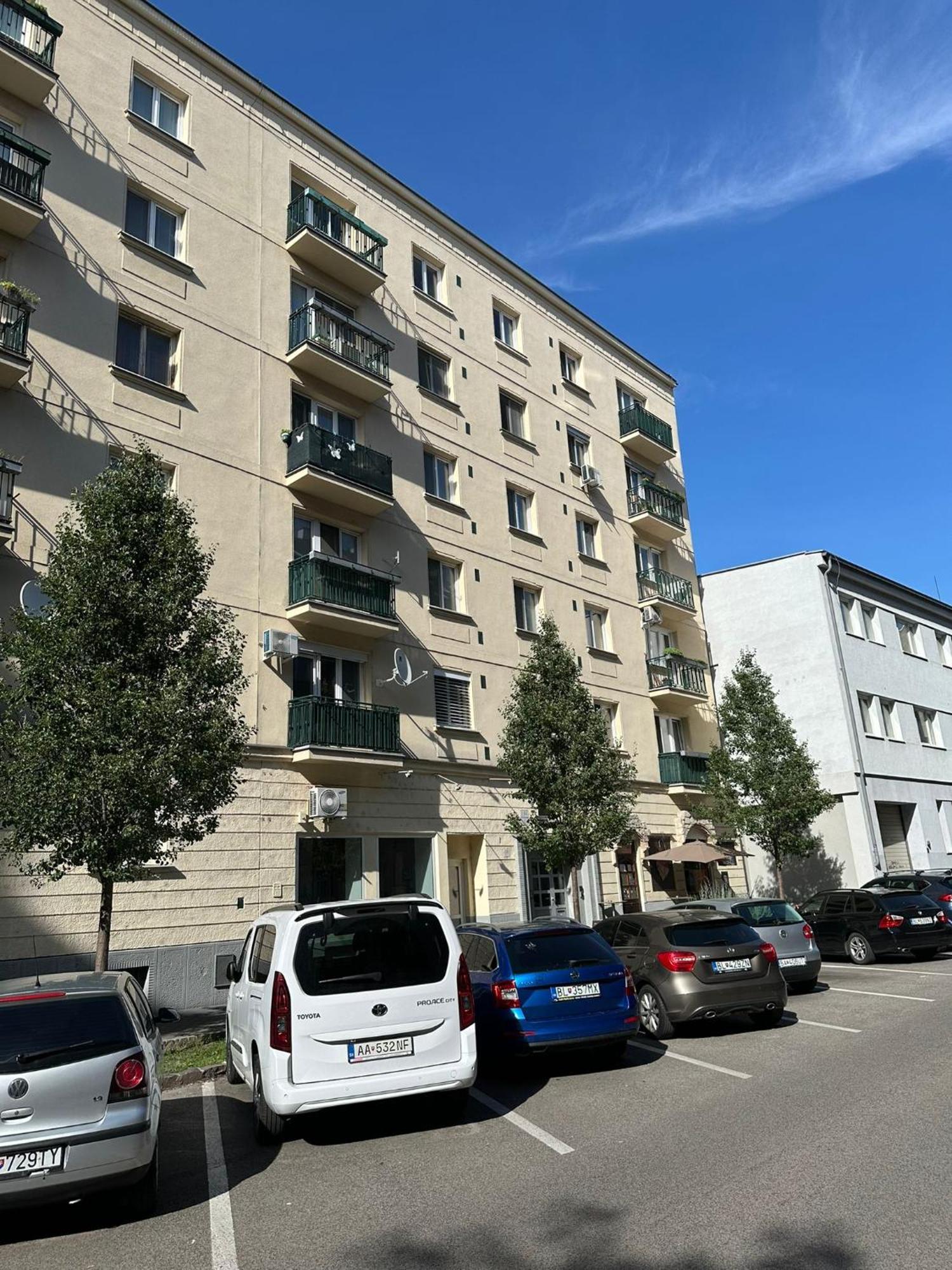 Brand New, Design Apartment Jojo, Oldtown, Balcony, Ac Братислава Экстерьер фото
